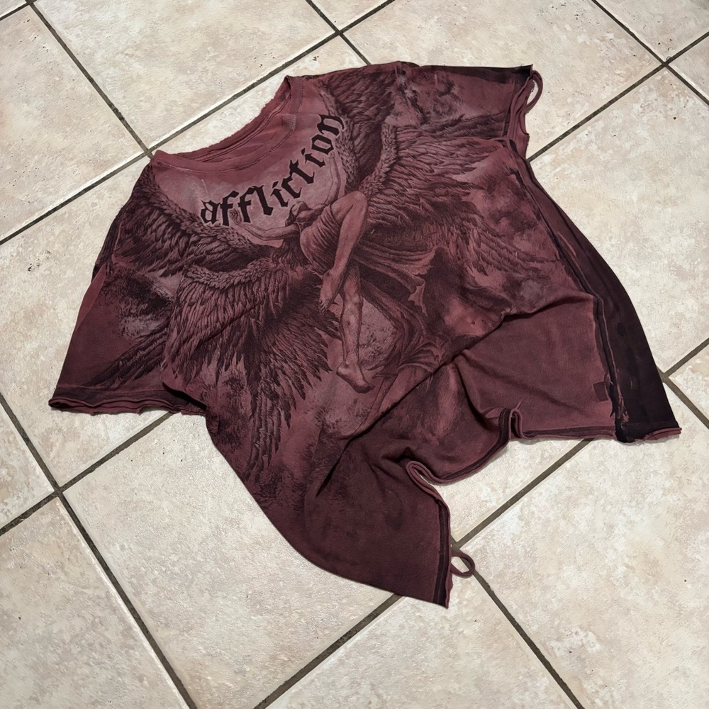 Vintage 2000s distressed RARE black and red Affliction Angel Wings y2k tee